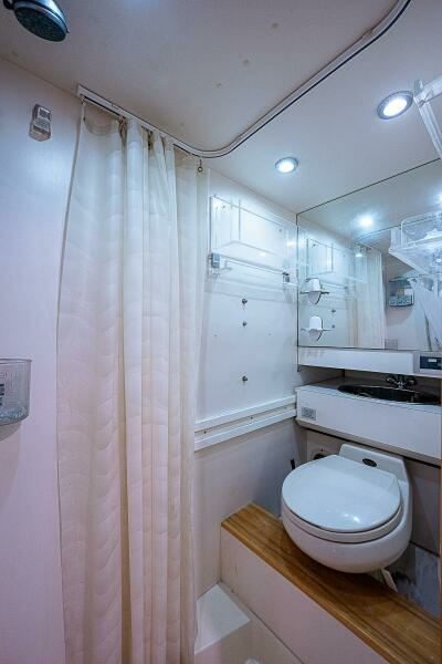 COURTNEY ANNE 80ft Donzi Yacht For Sale