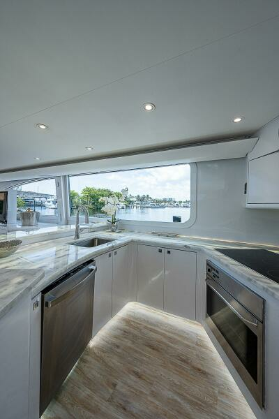 COURTNEY ANNE 80ft Donzi Yacht For Sale