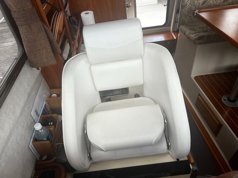 2008 Ranger Tugs R-25
