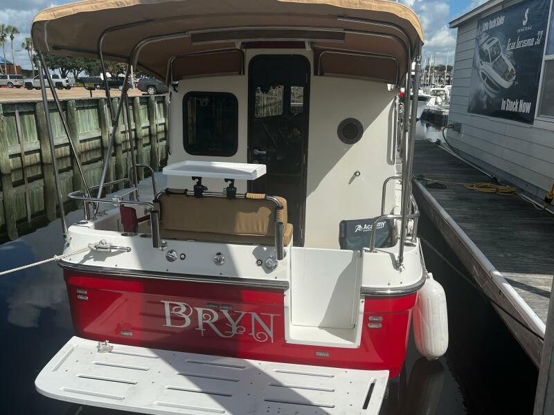 2008 Ranger Tugs R-25