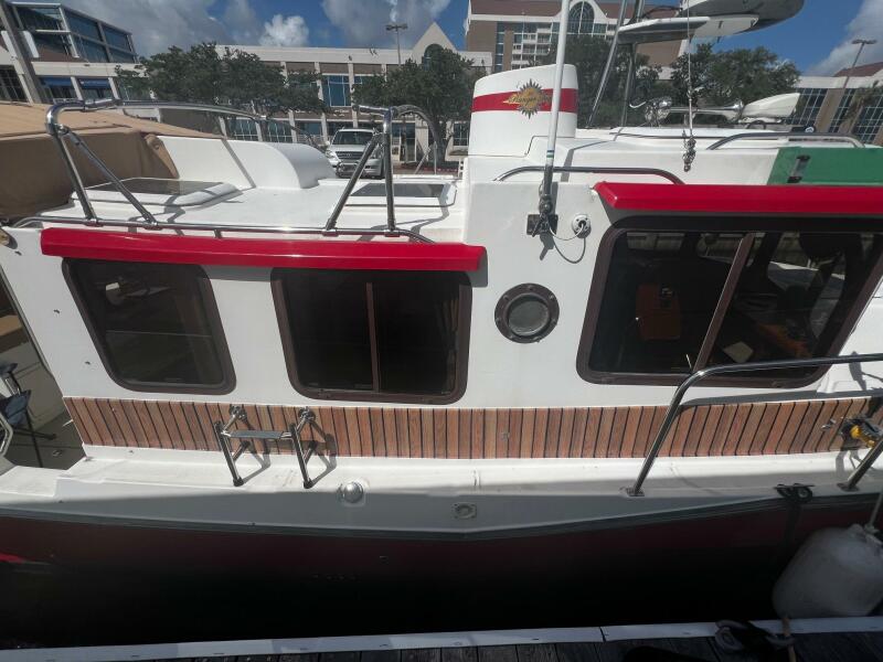 2008 Ranger Tugs R-25