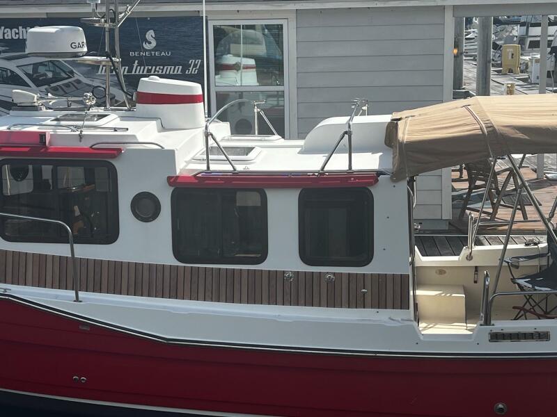 2008 Ranger Tugs R-25