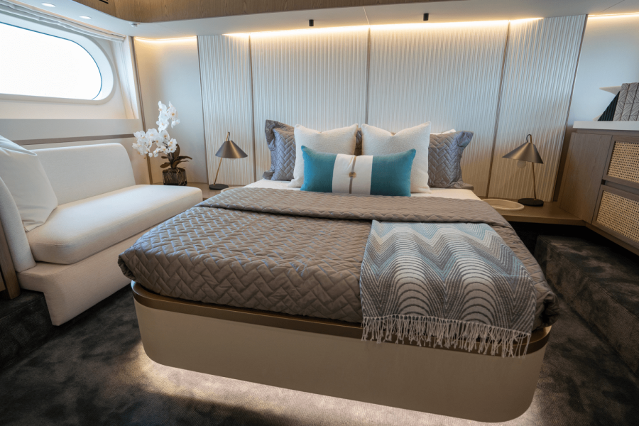 60ft Azimut Yacht For Sale