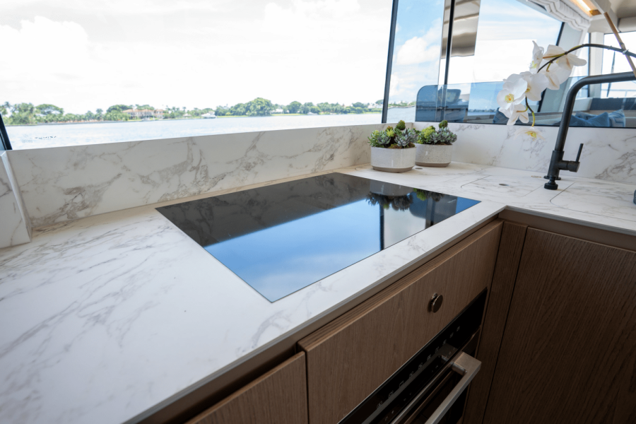 60ft Azimut Yacht For Sale