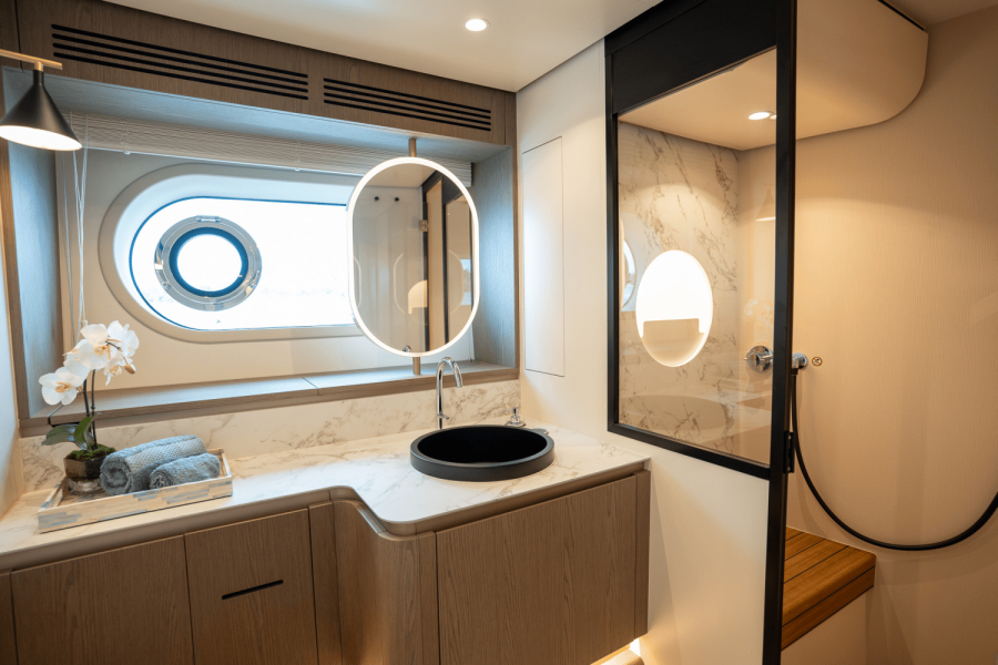 60ft Azimut Yacht For Sale