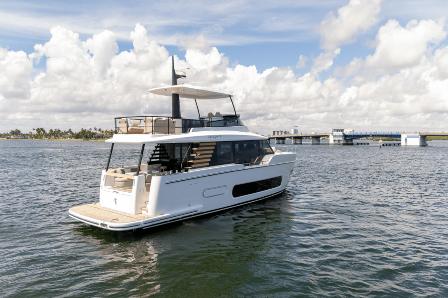 60ft Azimut Yacht For Sale