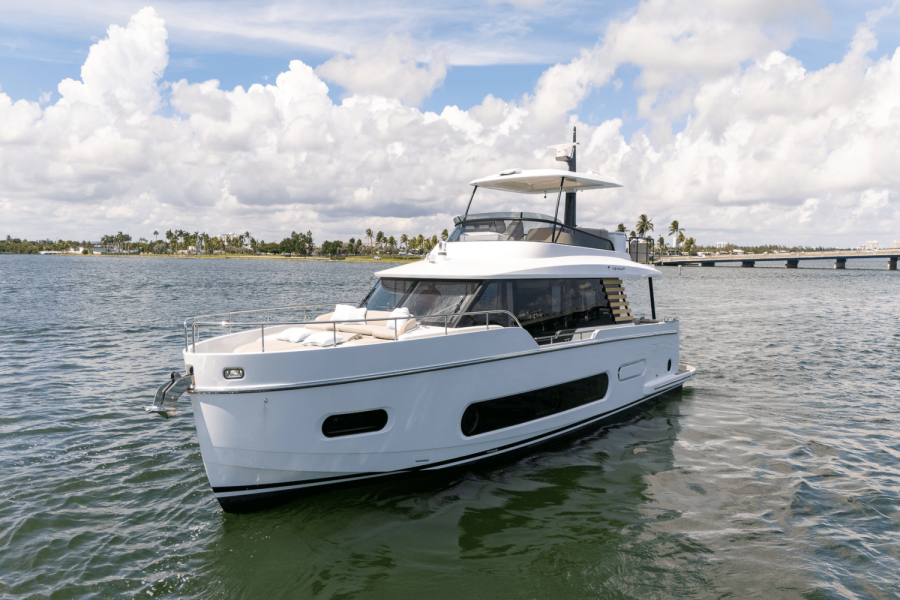 60ft Azimut Yacht For Sale