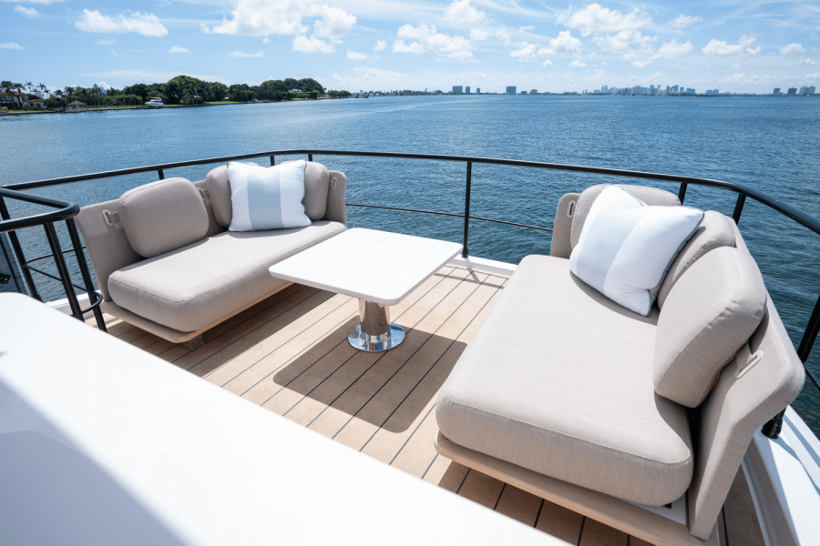 60ft Azimut Yacht For Sale