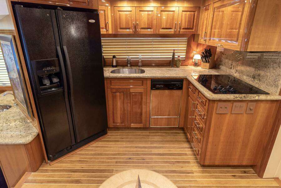 SONORA 72ft Hatteras Yacht For Sale