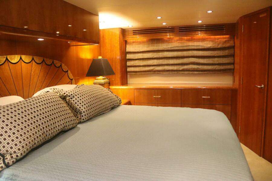 SONORA 72ft Hatteras Yacht For Sale