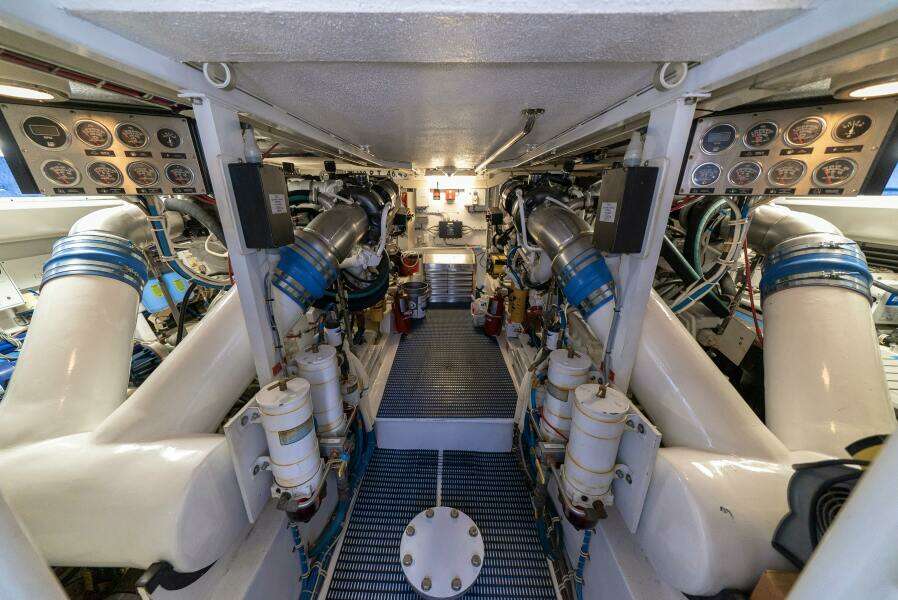 SONORA 72ft Hatteras Yacht For Sale