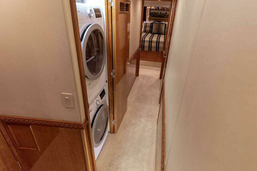 SONORA 72ft Hatteras Yacht For Sale