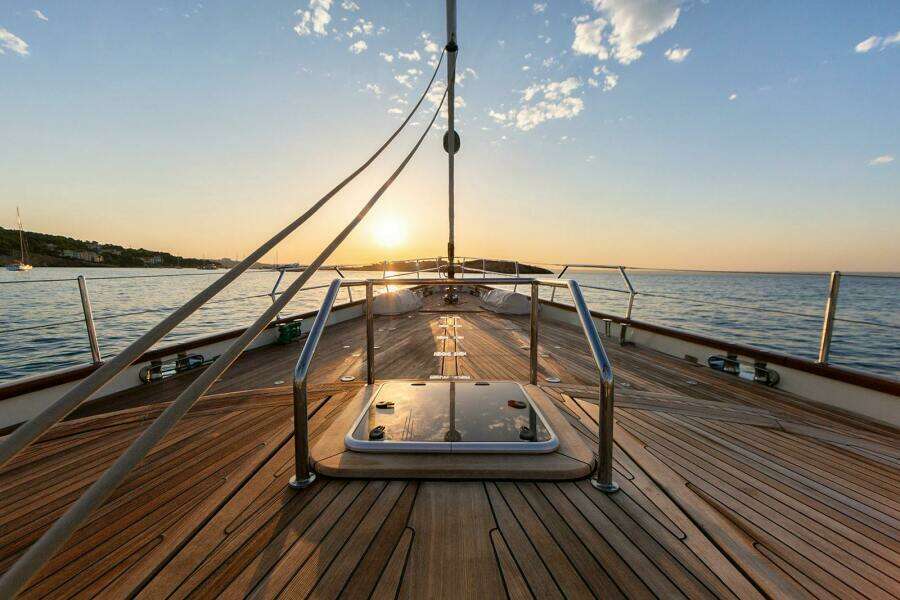 NORFOLK STAR 121ft Perini Navi Yacht For Sale NORFOLK STAR 121ft Perini Navi Yacht For Sale