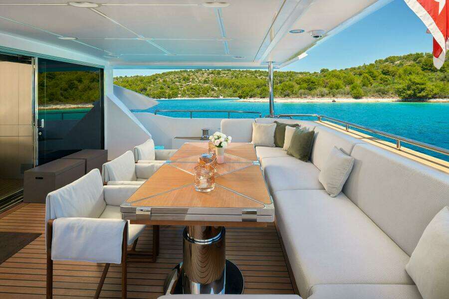 HEED 114ft Azimut Yacht For Sale