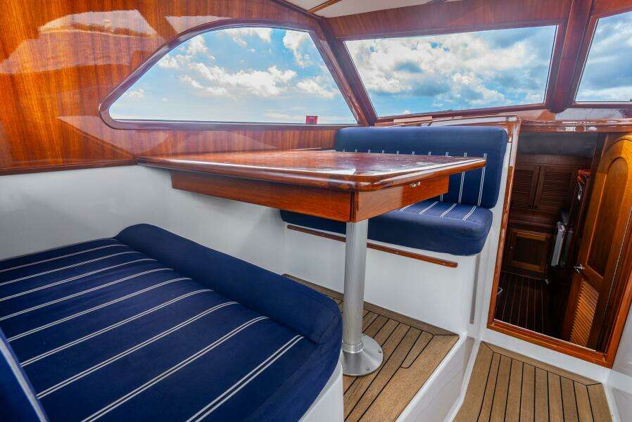 Volatility 38ft San Juan Yacht For Sale