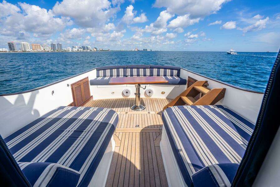 Volatility 38ft San Juan Yacht For Sale