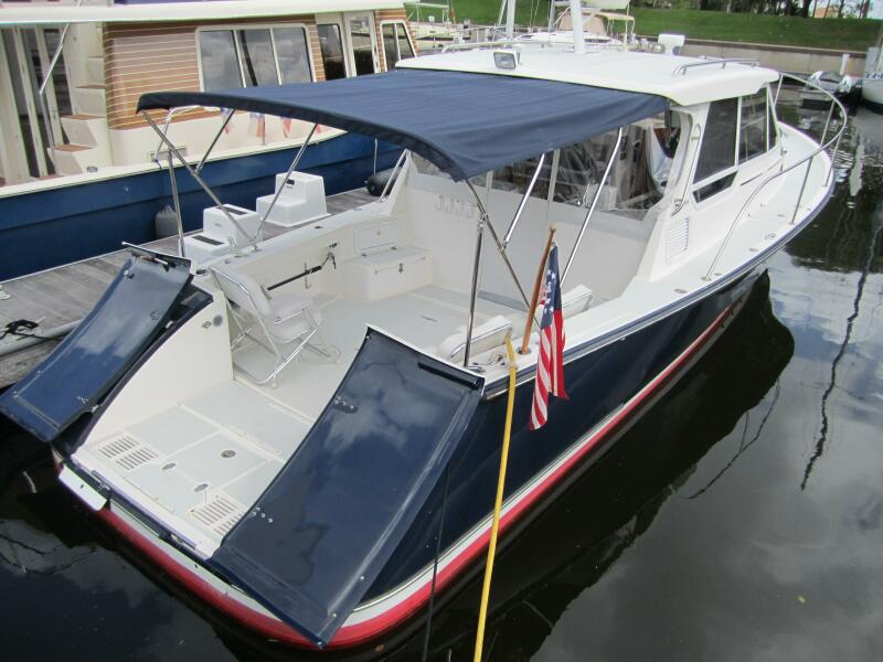 2005 True North 33