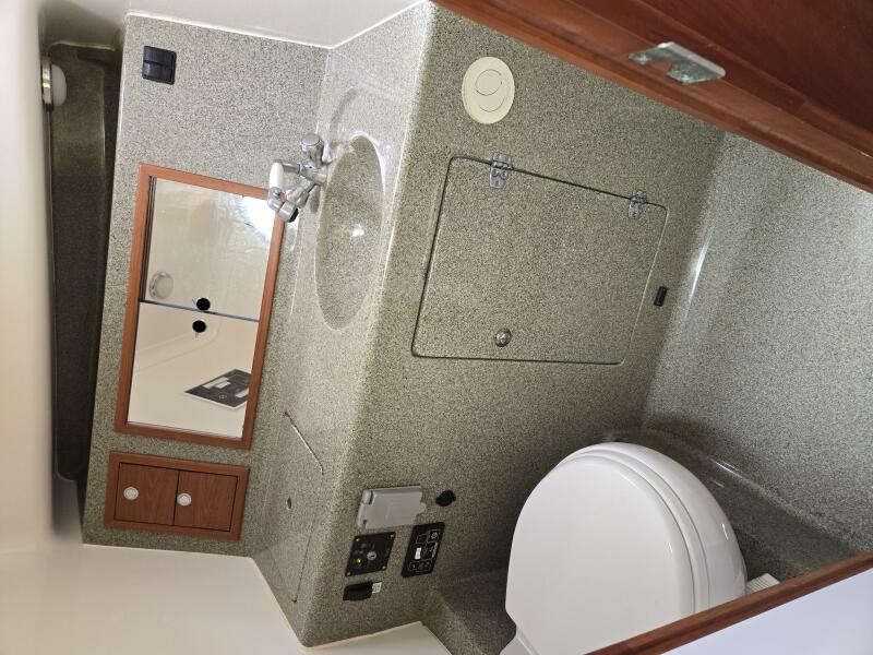2005 True North 33