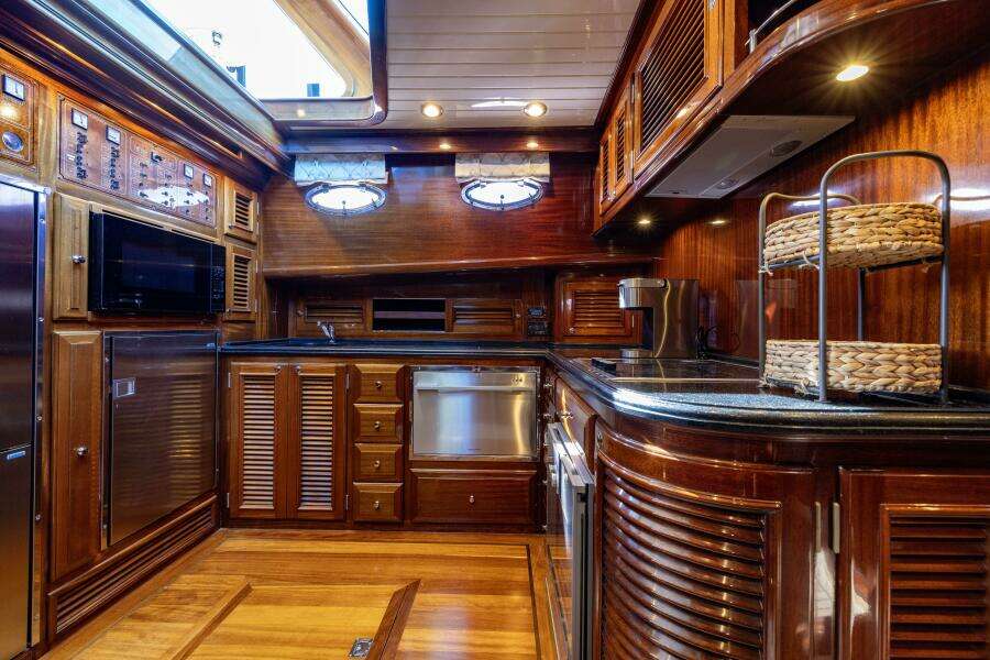 HOLLY ANN 64ft Vicem Yacht For Sale