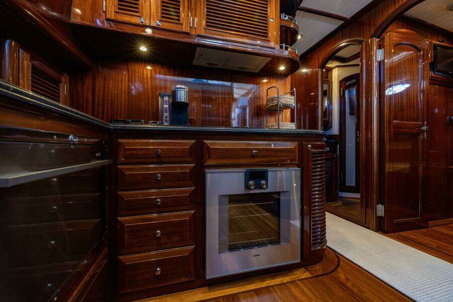 HOLLY ANN 64ft Vicem Yacht For Sale