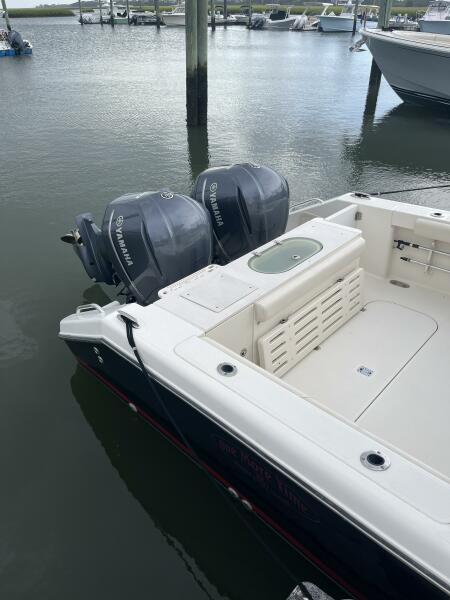 2006 Pursuit 3370 Offshore
