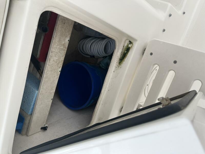 2006 Pursuit 3370 Offshore