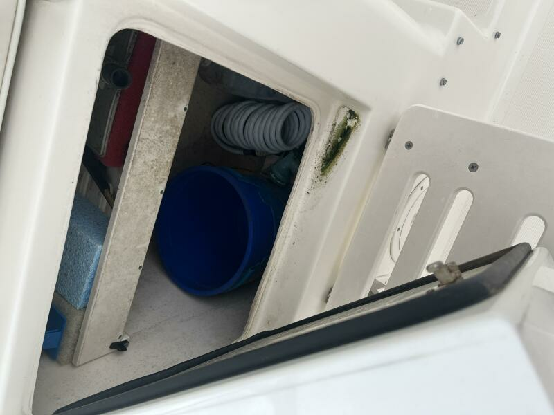 33ft Pursuit Yacht For Sale