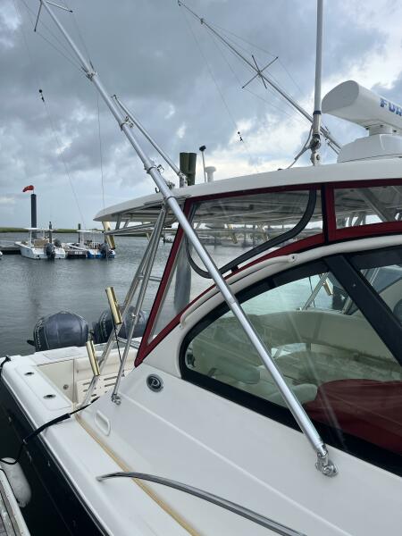 2006 Pursuit 3370 Offshore