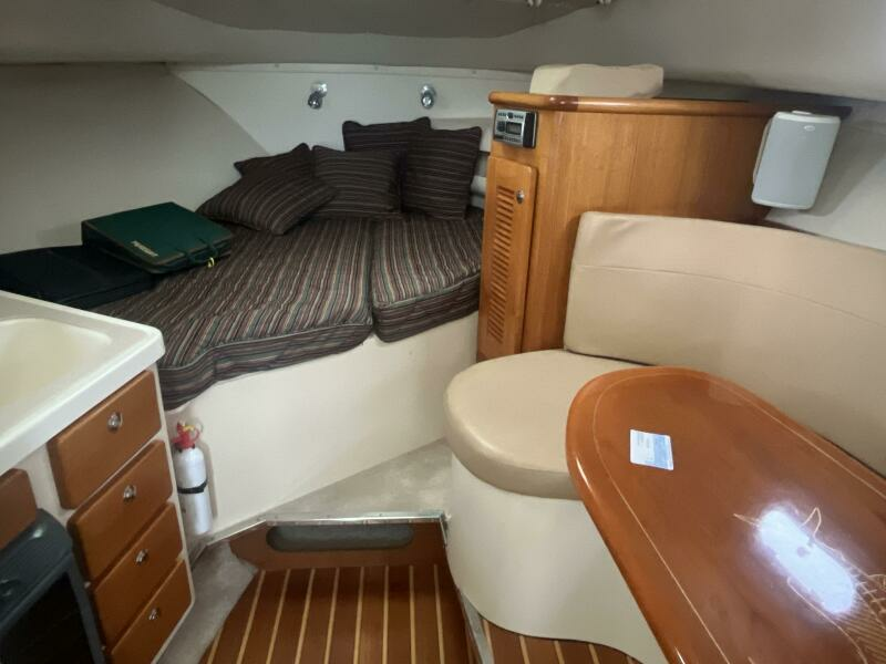 33ft Pursuit Yacht For Sale
