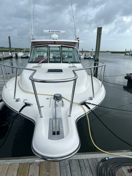33ft Pursuit Yacht For Sale