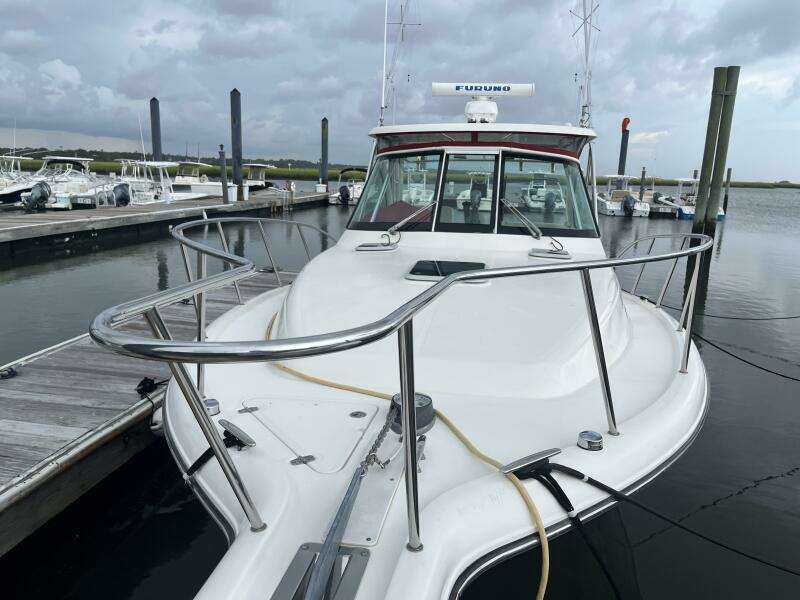 33ft Pursuit Yacht For Sale
