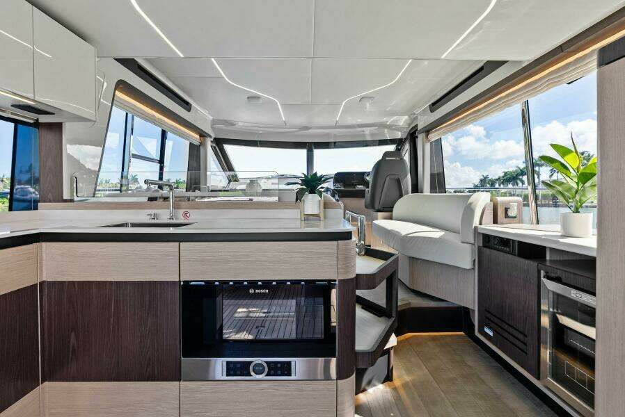 2025 Absolute 47 Fly - Salon & Galley