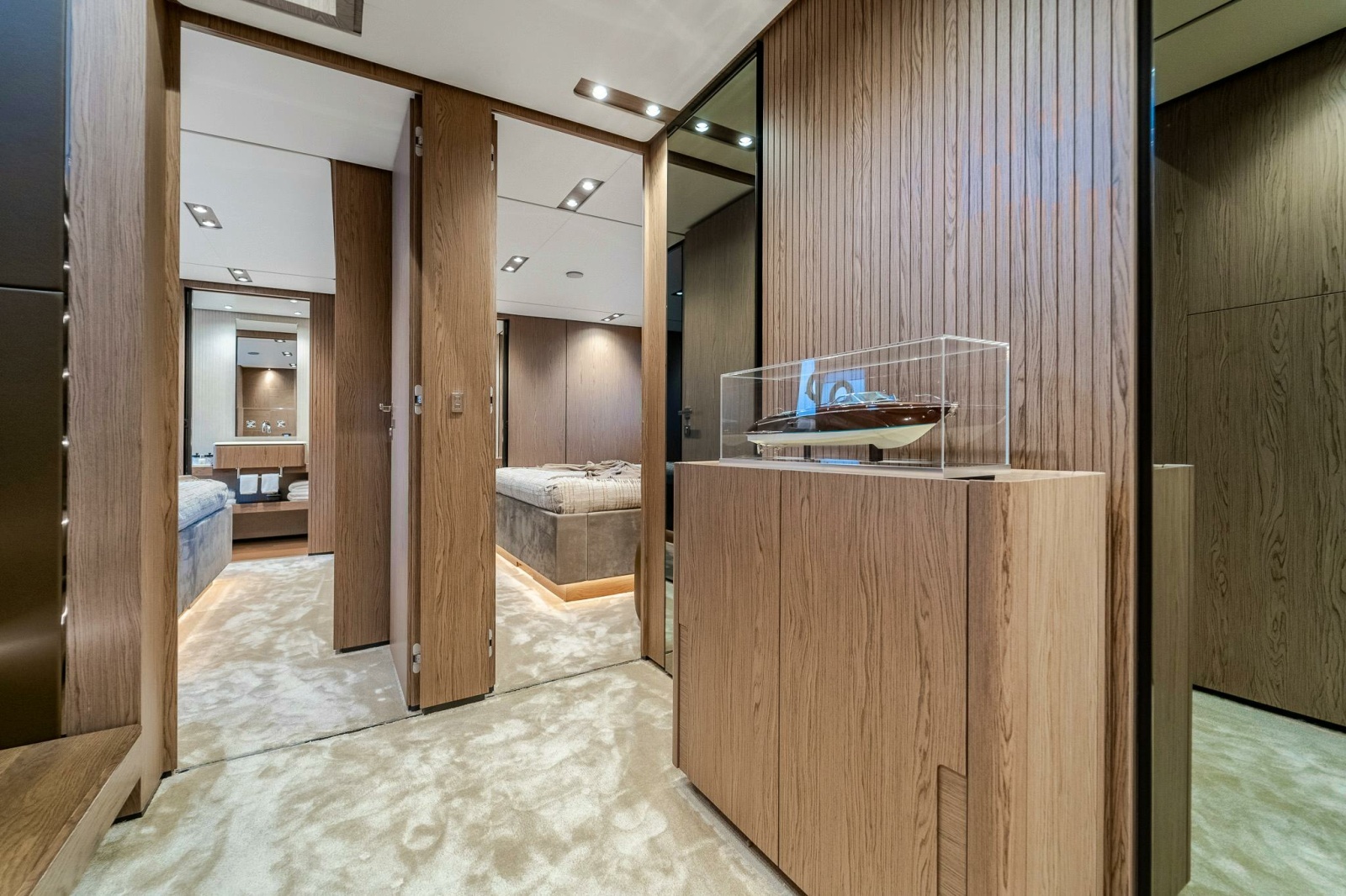 ISOTTA 98ft Ferretti Yachts Yacht For Sale