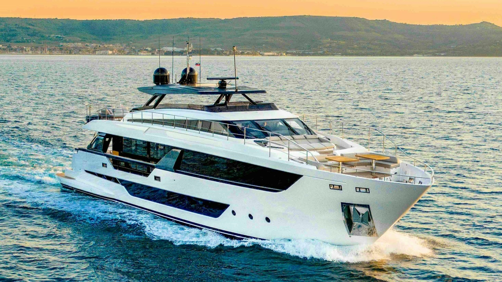 ISOTTA 98ft Ferretti Yachts Yacht For Sale