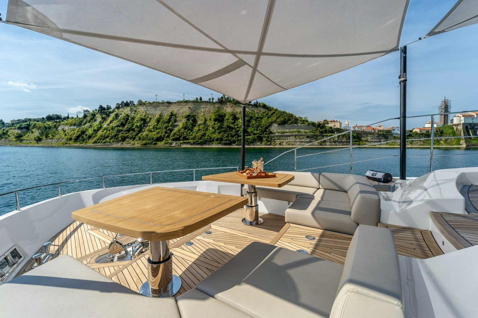 ISOTTA 98ft Ferretti Yachts Yacht For Sale