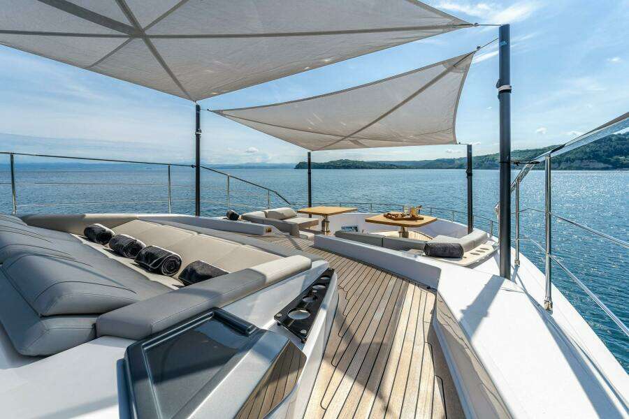 ISOTTA 98ft Ferretti Yachts Yacht For Sale