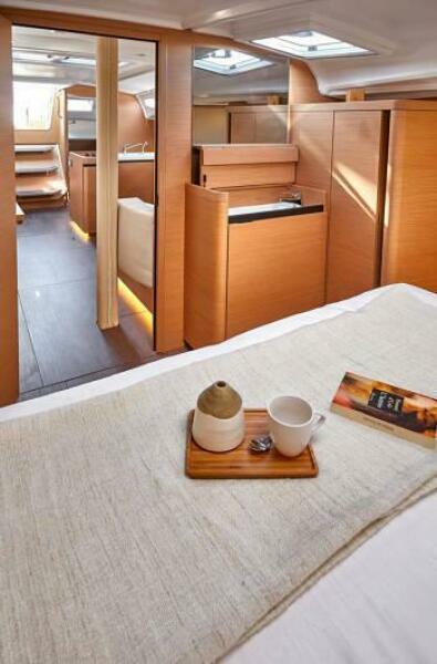 2025 Jeanneau Sun Odyssey 410