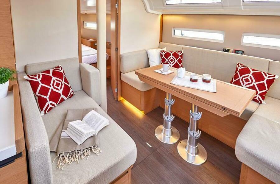 2025 Jeanneau Sun Odyssey 410