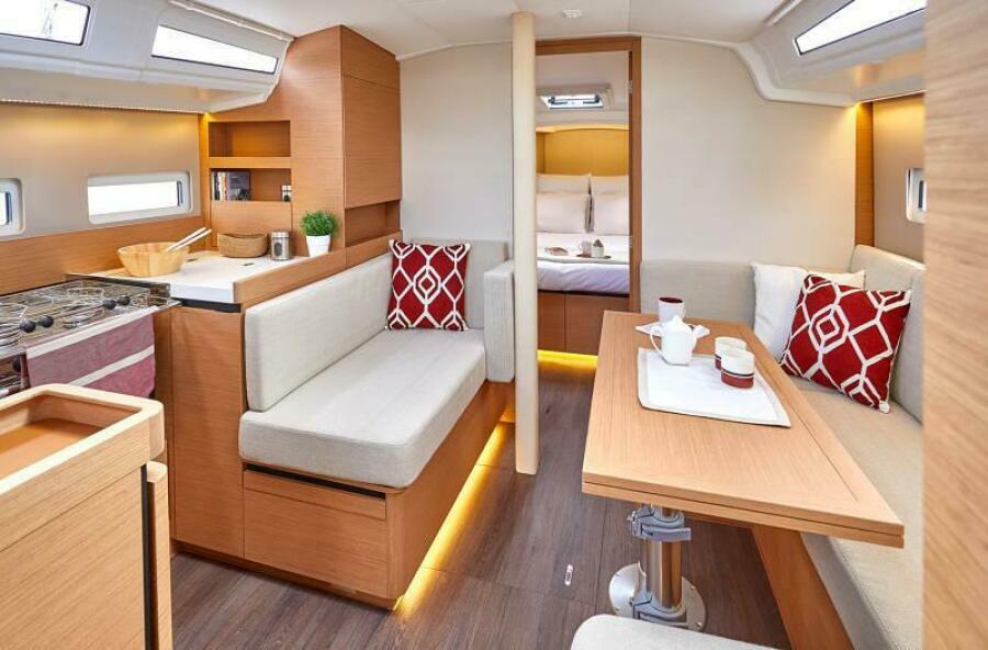 2025 Jeanneau Sun Odyssey 410
