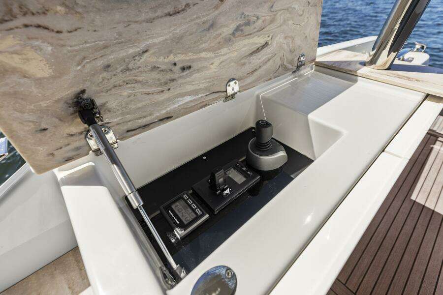 2026 Prestige F5.7 Flybridge - Aft Deck Joystick Controls
