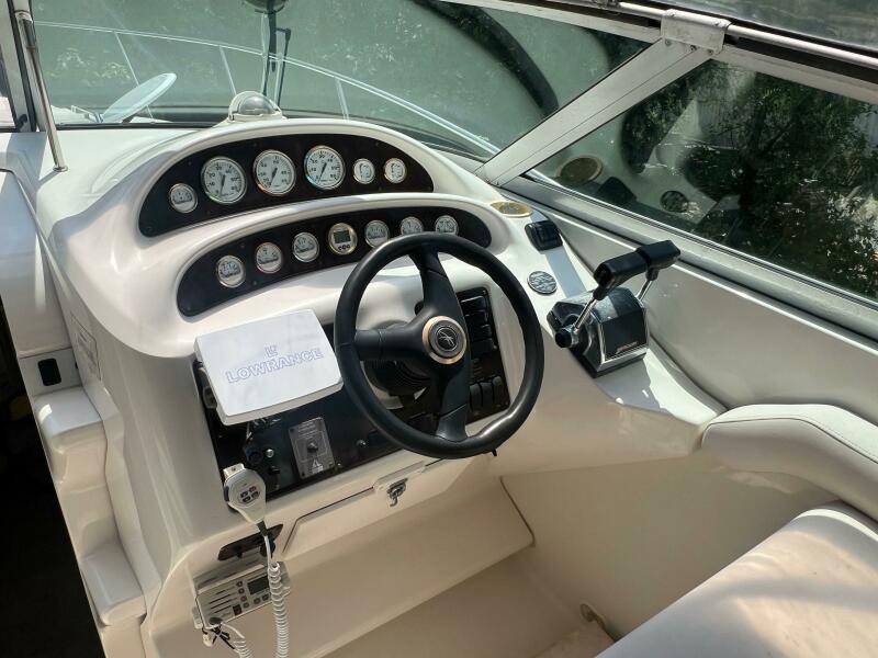 2000 Monterey 302 Cruiser