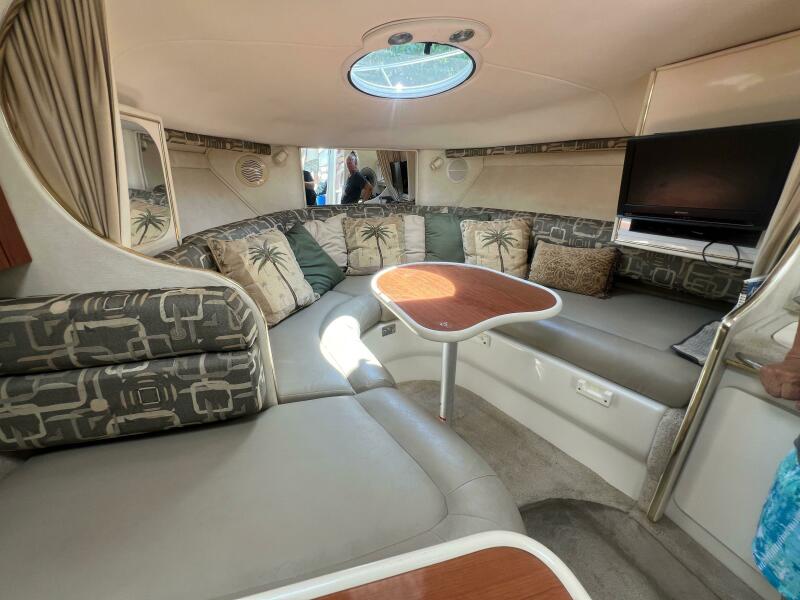 2000 Monterey 302 Cruiser