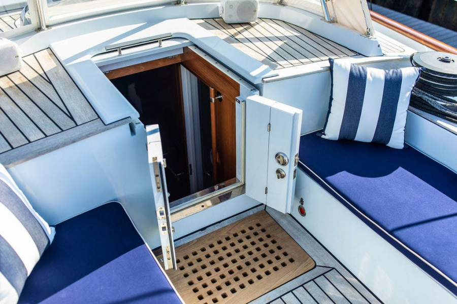 CABOCHON 91ft Ta Chiao Bro Yacht For Sale