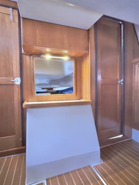 2005 Catalina 387