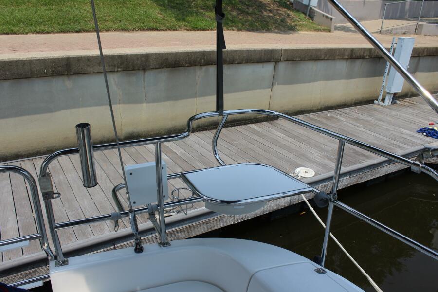 2005 Catalina 387