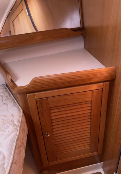 2005 Catalina 387
