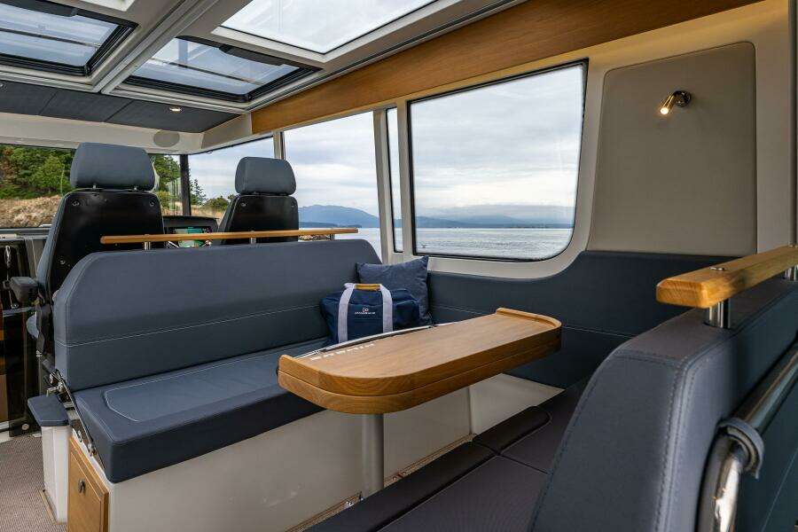 40ft Nimbus Yacht For Sale