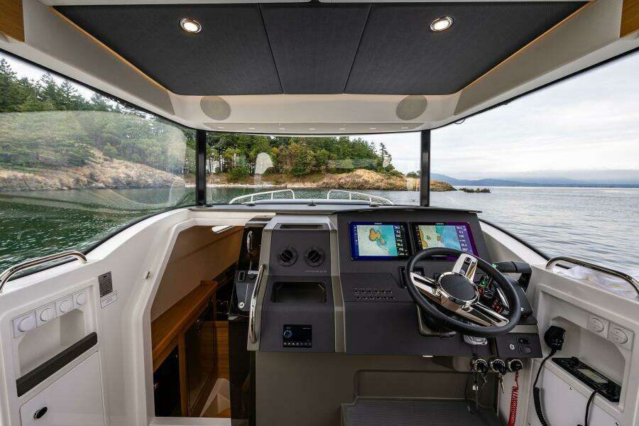 40ft Nimbus Yacht For Sale