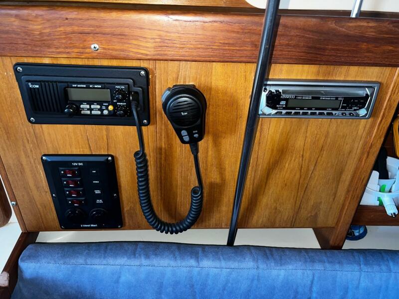 1996 Catalina 320