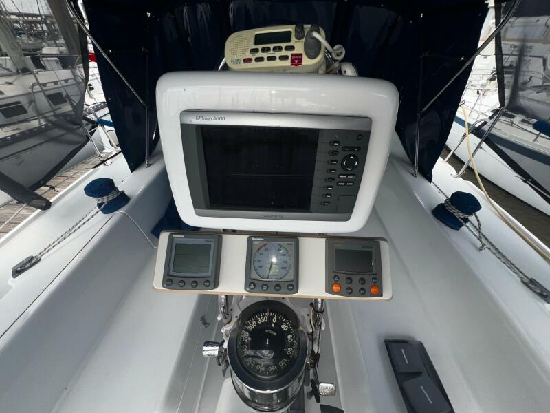 1996 Catalina 320